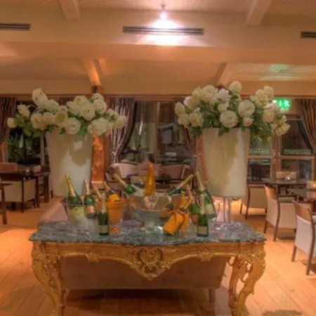 Ξενοδοχείο Monart Destination 5*